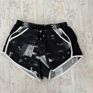 Under Armour Women’s shorts
